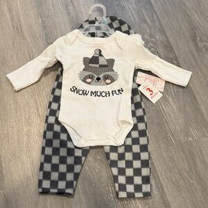 🆕 “Snow Much Fun” 3-piece outfit